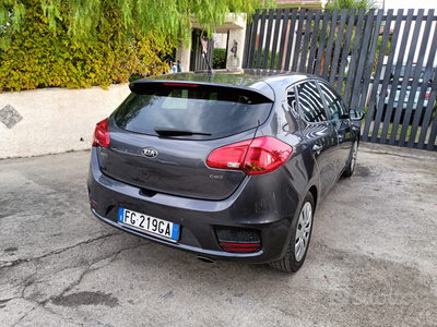 Usato 2017 Kia Ceed 1.6 Diesel 110 CV (11.300 €)