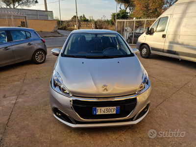 Usato 2018 Peugeot 208 1.4 LPG_Hybrid 68 CV (11.900 €)