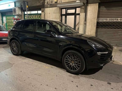 Usato 2018 Porsche Cayenne 3.0 Diesel 250 CV (45.000 €)