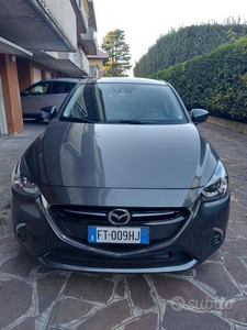 Usato 2019 Mazda 2 1.5 Benzin 103 CV (14.000 €)