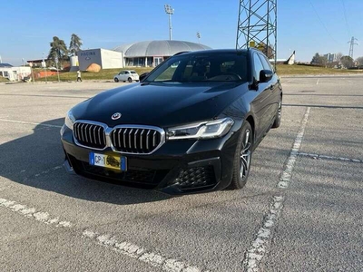 Usato 2022 BMW 530 3.0 El_Diesel 286 CV (54.000 €)