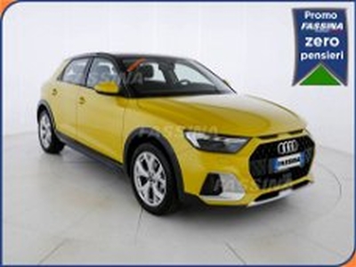 Audi A1 citycarver 30 TFSI S tronic my 20 del 2021 usata a Milano