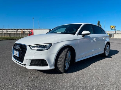 Audi A3 1.5 G-tron 131cv S-tronic Admired (S-Line)