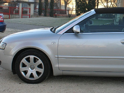 Audi A4 2,5 V6 cabrio