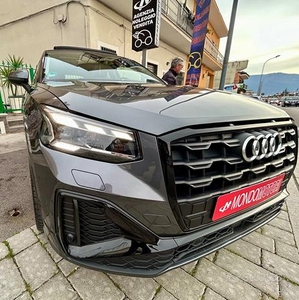 Audi Q2 s line tetto apribile gancio traino