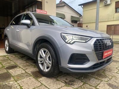 Audi Q3 35 TFSI S tronic Business