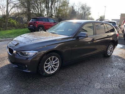 BMW 316 D TOURING 116CV BUSINESS CAMBIO AUTOMATI