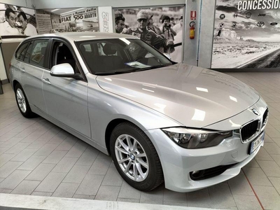 BMW Serie 3 318d Touring Business automatica Diesel