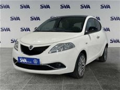 Lancia Ypsilon 0.9 TwinAir 85 CV 5 porte S&S DFN Platinum my 11 del 2016 usata a Ravenna