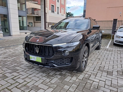 Maserati Levante V6