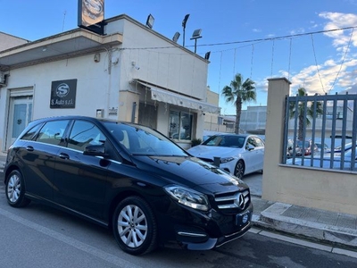 MERCEDES-BENZ B 180 d Automatic Business Extra