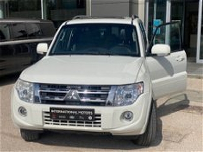 Mitsubishi Pajero 3.2 DI-D 16V aut. 5p. Instyle DPF del 2012 usata a Firenze