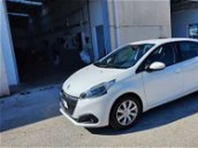 Peugeot 208 75 5 porte Van Active del 2018 usata a Bari