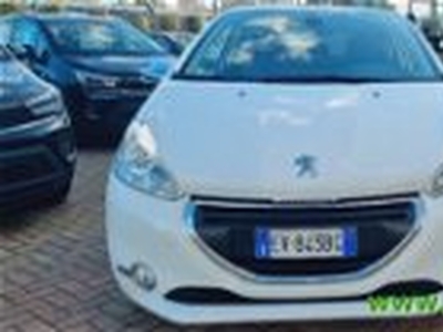 Peugeot 208 e-VTi 82 CV Stop&Start robotizzato 3 porte Active del 2014 usata a Savona