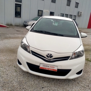 Toyota Yaris 1.0 3 porte usato