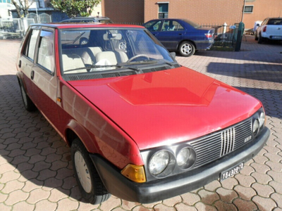 Usato 1982 Fiat Ritmo 1.1 Benzin 60 CV (2.000 €)