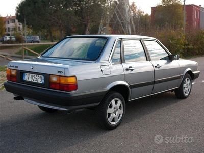 Usato 1985 Audi 80 1.8 Benzin 90 CV (4.900 €)
