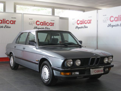 Usato 1986 BMW 520 2.0 Benzin 129 CV (7.800 €)