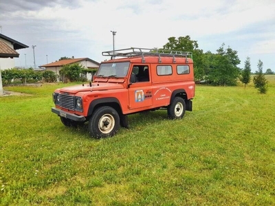 Usato 1988 Land Rover Defender 2.0 Benzin 101 CV (22.800 €)