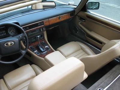 Usato 1990 Jaguar XJS 5.4 Benzin 275 CV (43.000 €)