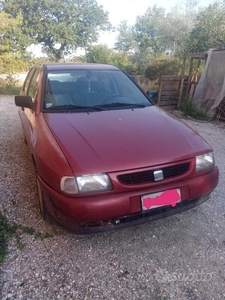 Usato 1997 Seat Ibiza Benzin (1.000 €)