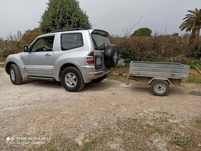 Usato 2002 Mitsubishi Pajero 2.5 Diesel 115 CV (8.900 €)