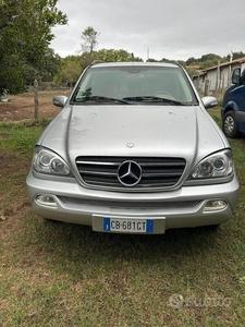 Usato 2004 Mercedes ML400 4.0 Diesel 250 CV (6.000 €)
