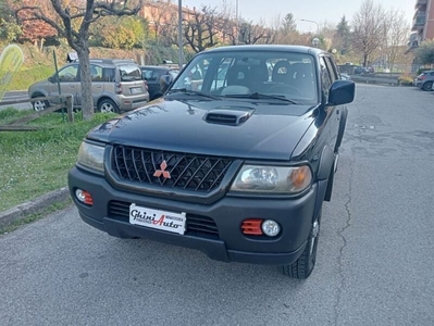 Usato 2004 Mitsubishi Pajero 2.5 Diesel 116 CV (7.900 €)