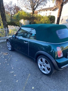 Usato 2005 Mini Cooper Cabriolet 1.6 Benzin 116 CV (7.300 €)