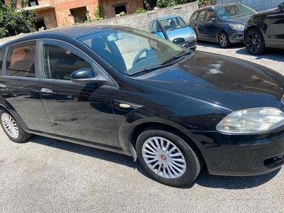 Usato 2006 Fiat Croma 1.9 Diesel 150 CV (1.900 €)