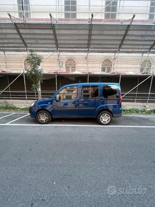 Usato 2006 Fiat Doblò Benzin 260 CV (5.500 €)