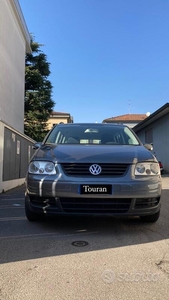 Usato 2006 VW Touran 1.9 Diesel 105 CV (5.000 €)