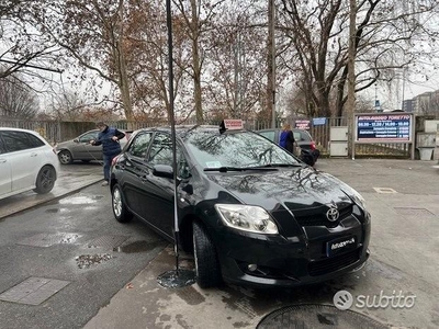 Usato 2007 Toyota Auris 1.6 Benzin 124 CV (5.500 €)