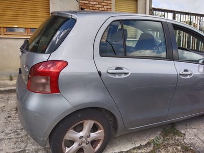 Usato 2007 Toyota Yaris Diesel (4.400 €)