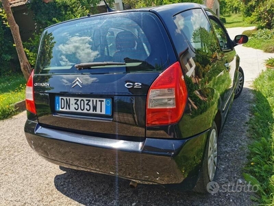 Usato 2008 Citroën C2 Benzin (1.400 €)