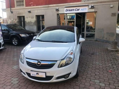 Usato 2010 Opel Corsa 1.2 Benzin 45 CV (4.500 €)