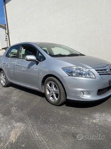 Usato 2011 Toyota Auris 1.4 Diesel 90 CV (7.600 €)