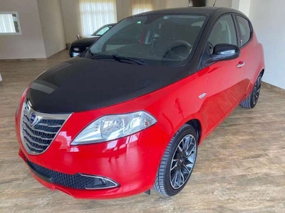 Usato 2012 Lancia Ypsilon 1.2 Benzin 69 CV (7.500 €)