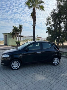 Usato 2013 Lancia Ypsilon 1.2 Diesel 95 CV (7.500 €)