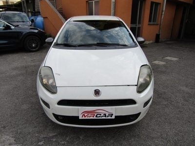 Usato 2015 Fiat Grande Punto 1.2 Benzin 69 CV (3.999 €)