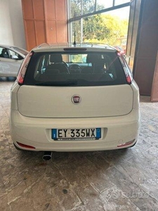 Usato 2015 Fiat Punto 1.3 Diesel 74 CV (7.400 €)