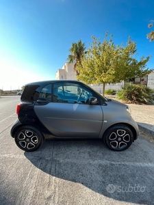 Usato 2015 Smart ForTwo Coupé 1.0 Benzin 71 CV (10.000 €)