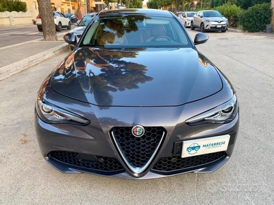 Usato 2016 Alfa Romeo Giulia 2.1 Diesel 180 CV (21.500 €)