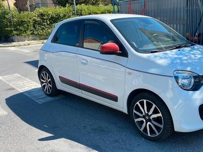 Usato 2016 Renault Twingo Benzin (9.750 €)