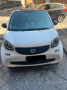 Usato 2016 Smart ForTwo Coupé 1.0 Benzin (11.500 €)