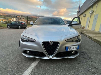 Usato 2017 Alfa Romeo Giulia 2.1 Diesel 150 CV (18.500 €)