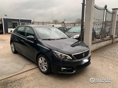Usato 2018 Peugeot 308 1.5 Diesel 131 CV (11.990 €)