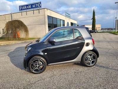 Usato 2018 Smart ForTwo Coupé 0.9 Benzin 90 CV (14.900 €)