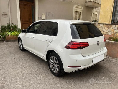 Usato 2018 VW Golf VII 1.6 Diesel 115 CV (18.500 €)