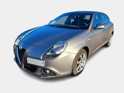 Usato 2019 Alfa Romeo Giulietta 1.6 Diesel 120 CV (14.900 €)